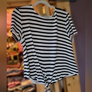 Marled Black & White Striped Short-Sleeve Knot Front Tee
